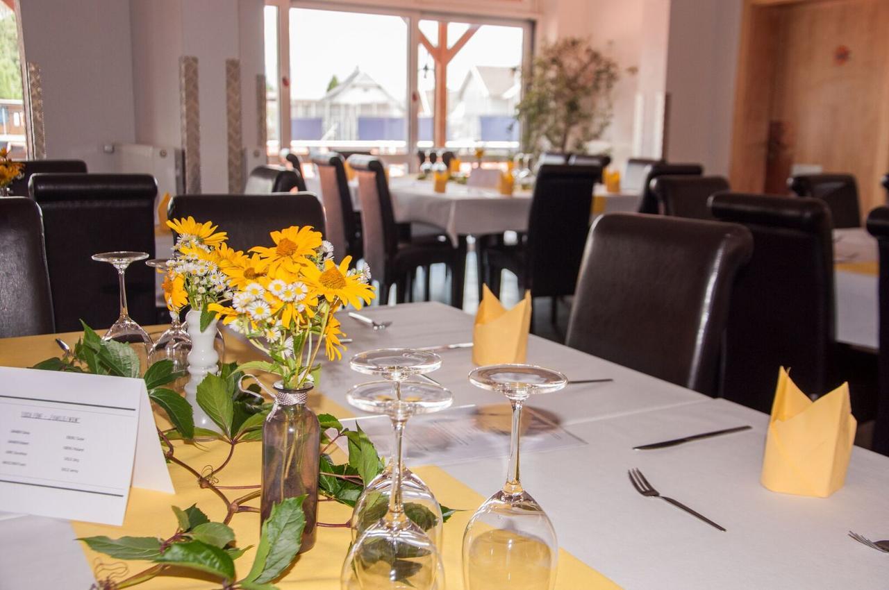 ספיטל אן דר דראו Gasthaus Pension Goldeck מראה חיצוני תמונה
