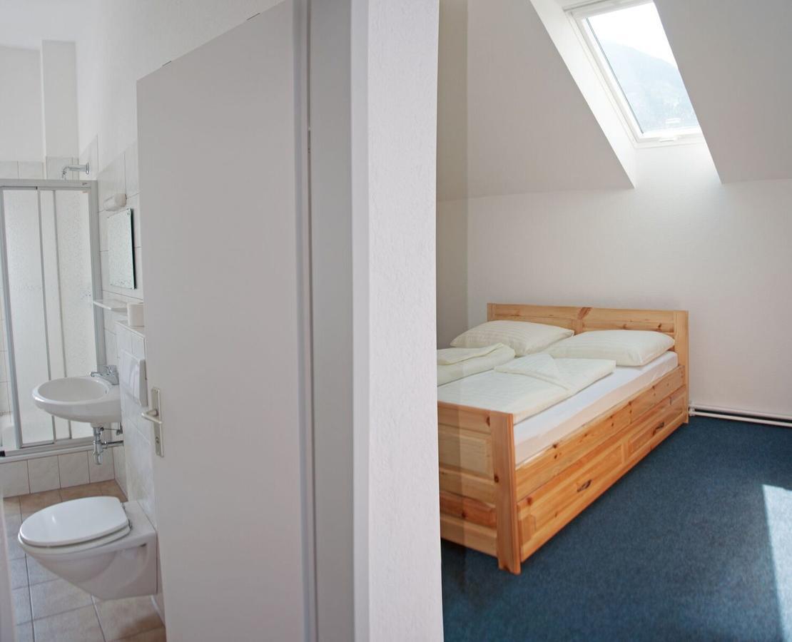 ספיטל אן דר דראו Gasthaus Pension Goldeck מראה חיצוני תמונה