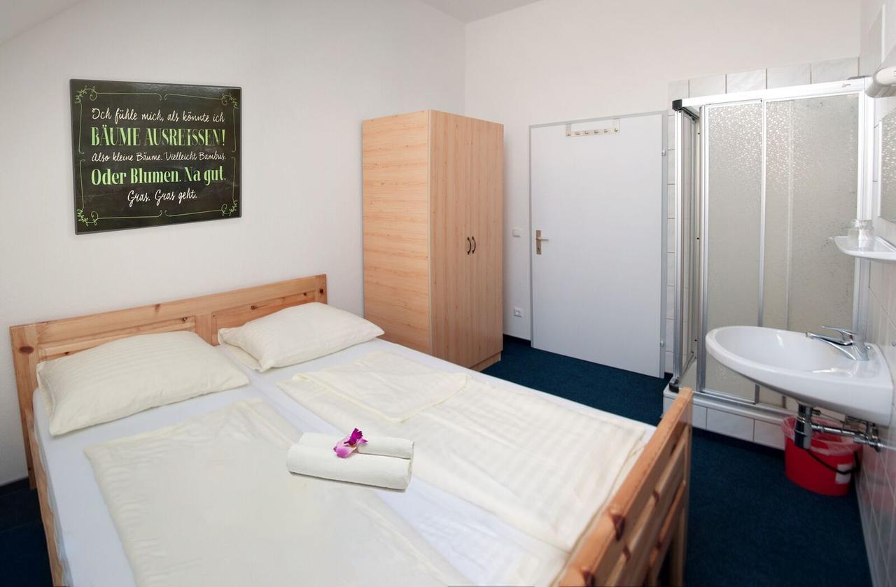 ספיטל אן דר דראו Gasthaus Pension Goldeck מראה חיצוני תמונה